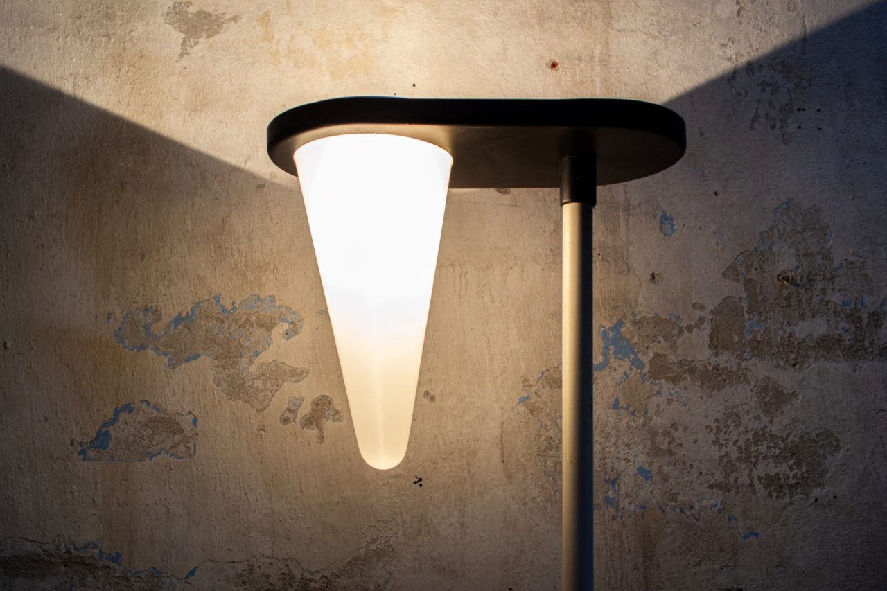 Lampada Cono Anni '70 - immagine 3