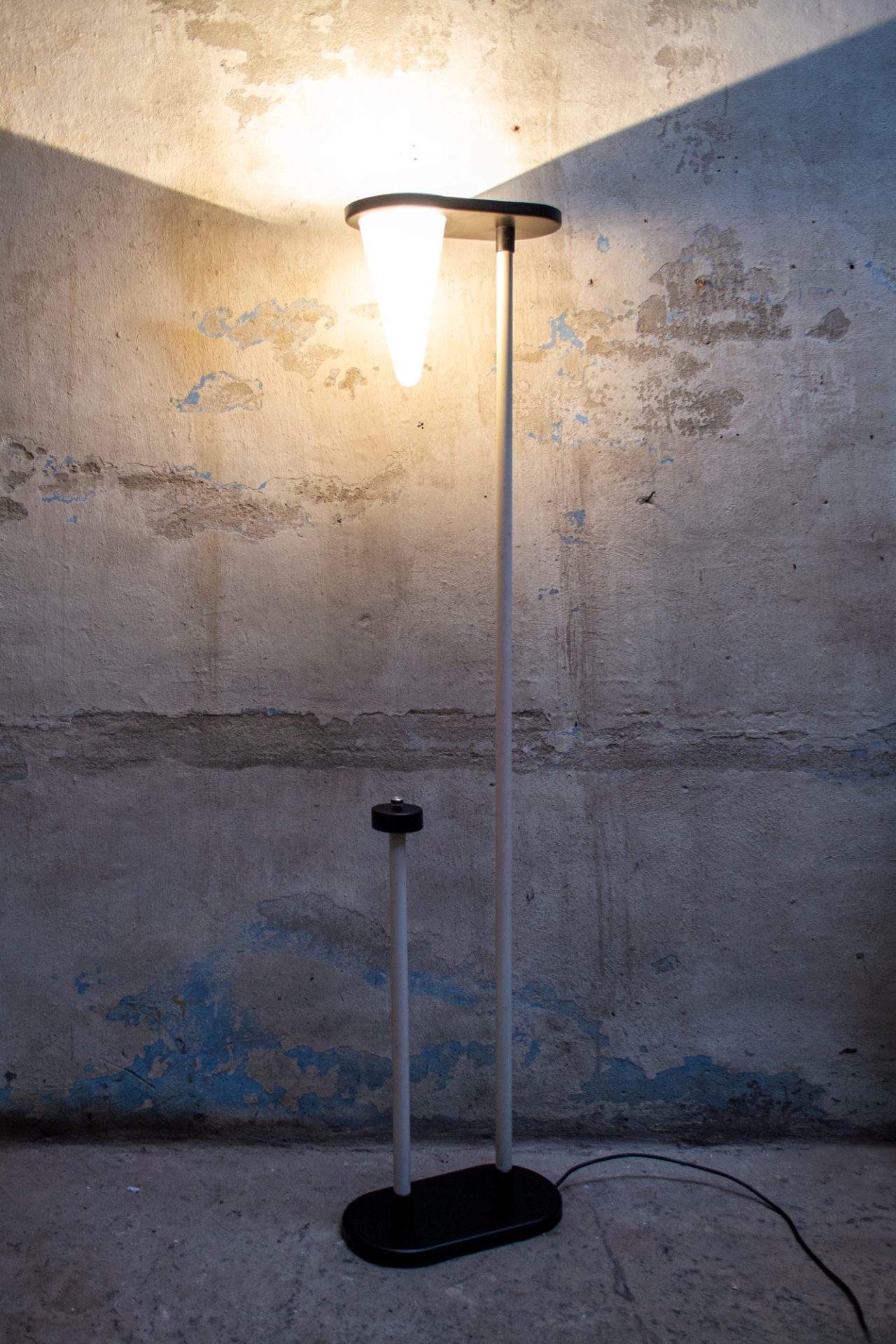 Lampada Cono Anni '70 - immagine 2